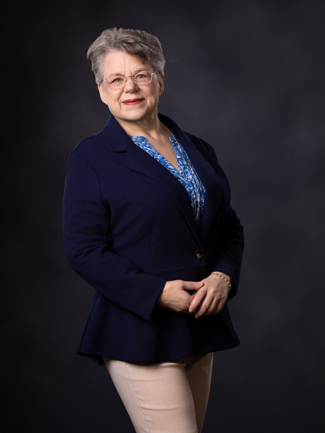 Wendy Cary - 202502 - 3x4 10 Wendy Cary, Wellbeing Coach to Leaders Coaching revealed my blind spots and helped me focus on what really matters to me